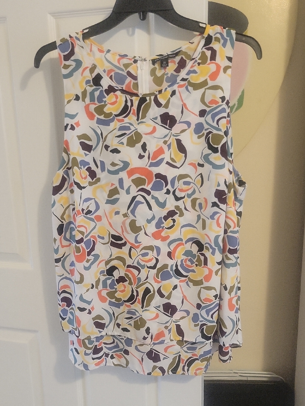Zac & Rachel Sz2X White Floral-Print zip back lined Sleeveless Camisole top